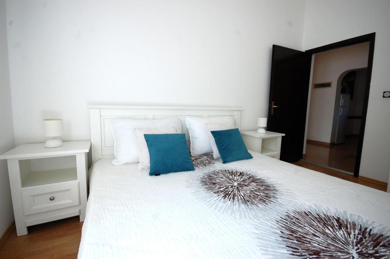 Apartment Margareta By El-Pi Tours Njivice Εξωτερικό φωτογραφία